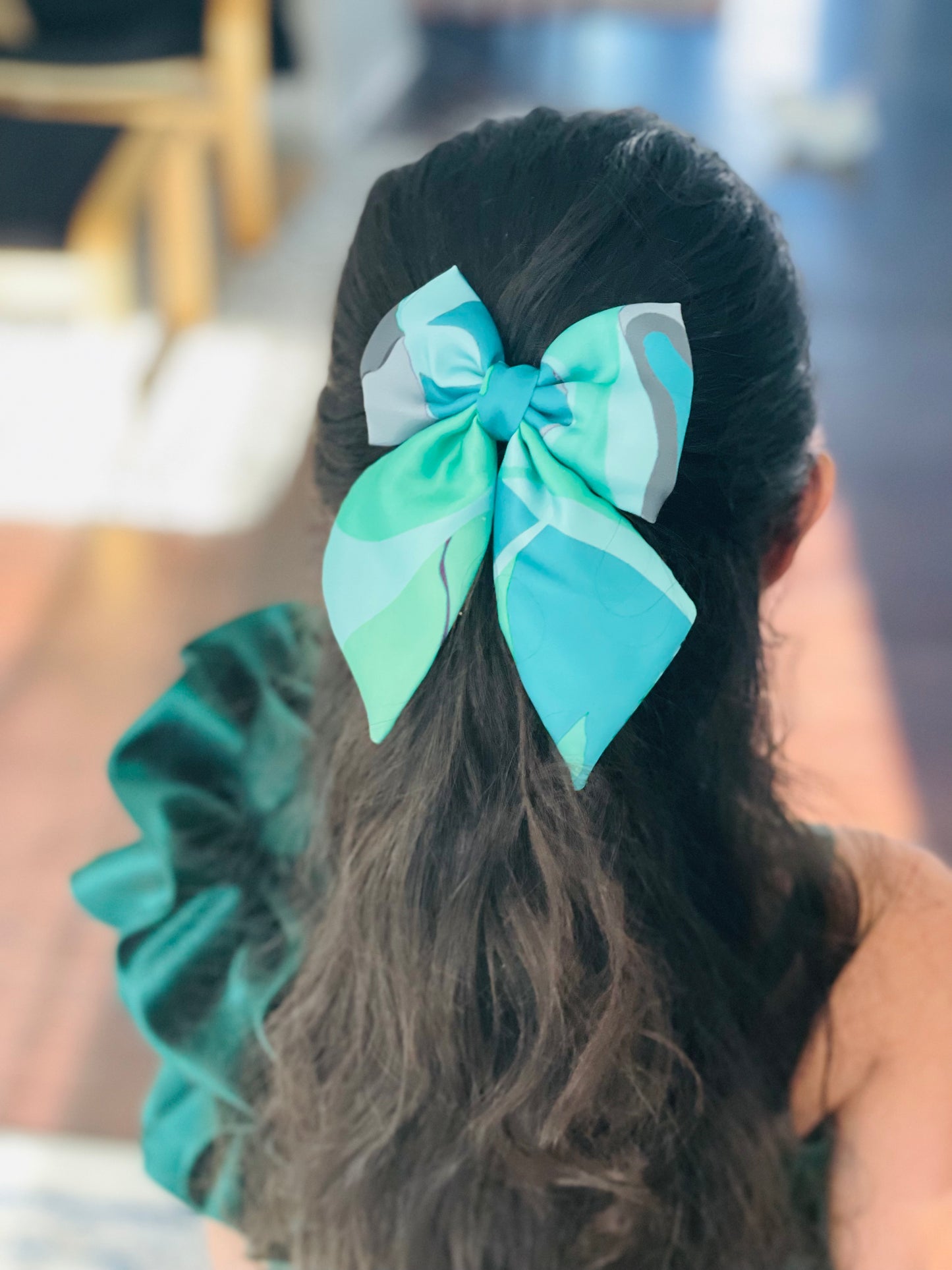 Pig Tail Bows