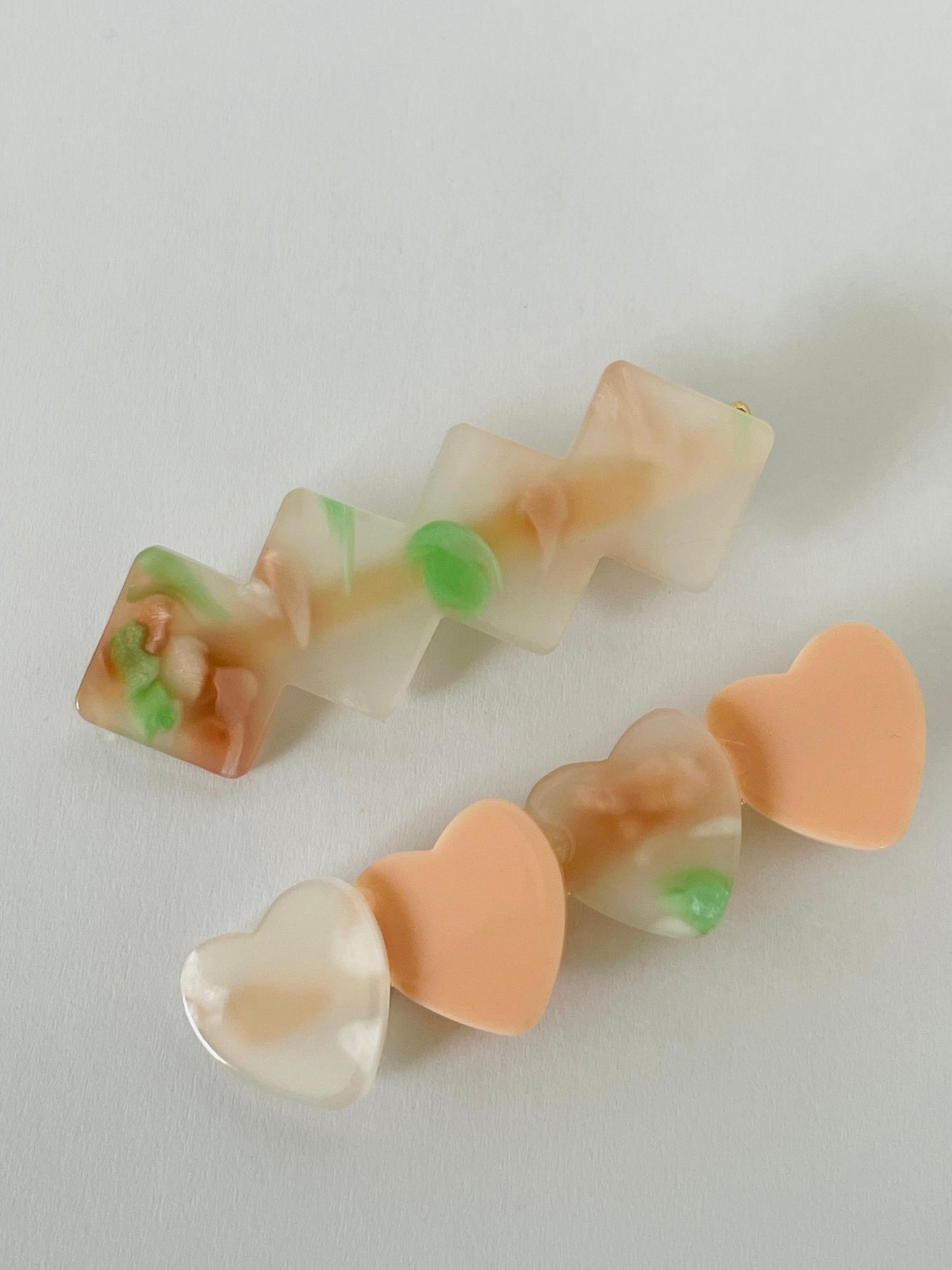 Resin Heart Hairclips