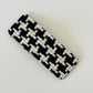 Snap Clips Black and white