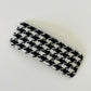 Snap Clips Black and white